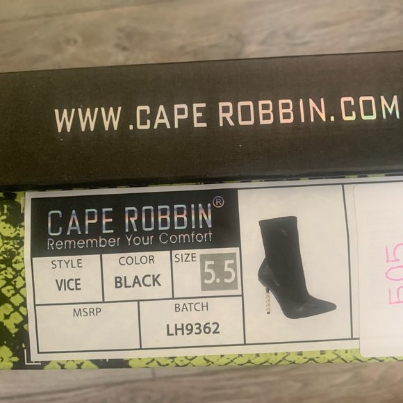NWT CAPE ROBBIN VICE SEXY STUDDED HIGH HEELS BOOTS BLACK 5.5 - Picture 10 of 10